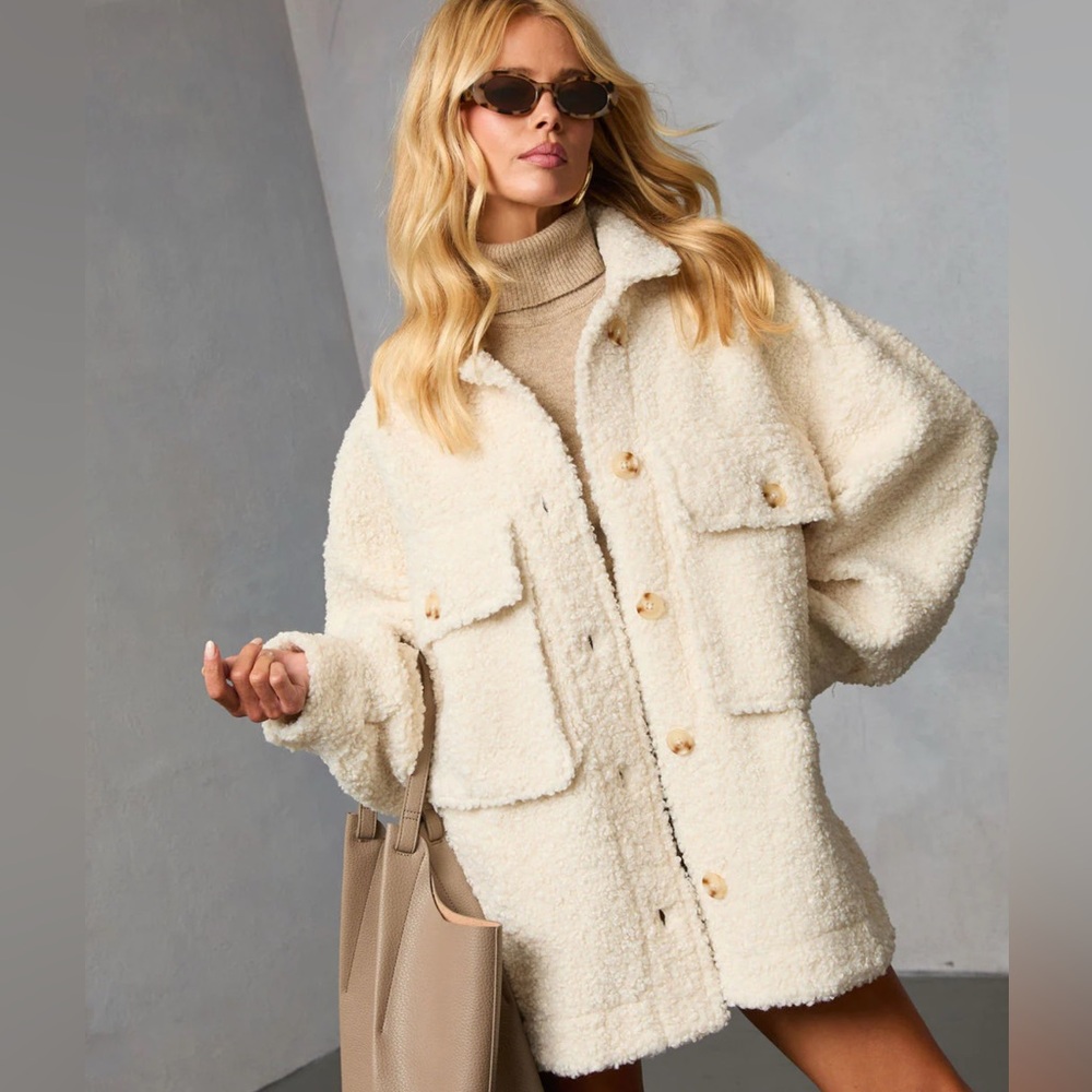 English Factory/VICI Sunday Cottage Curled Knit Jacket Cream
